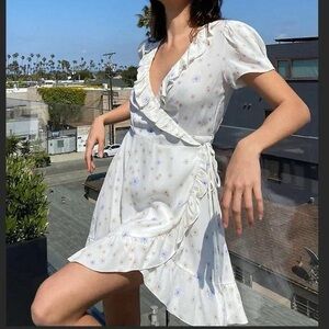 ARITZIA dandelion wrap dress
